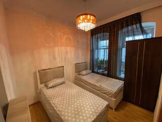 Апартаменты Cozy Old City Apartment Баку Апартаменты-28